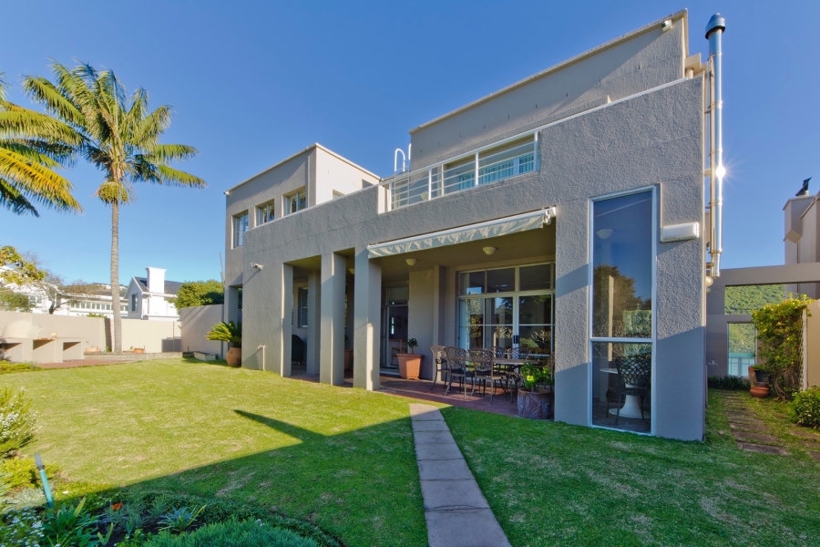 4 Bedroom Property for Sale in Leisure Isle Western Cape